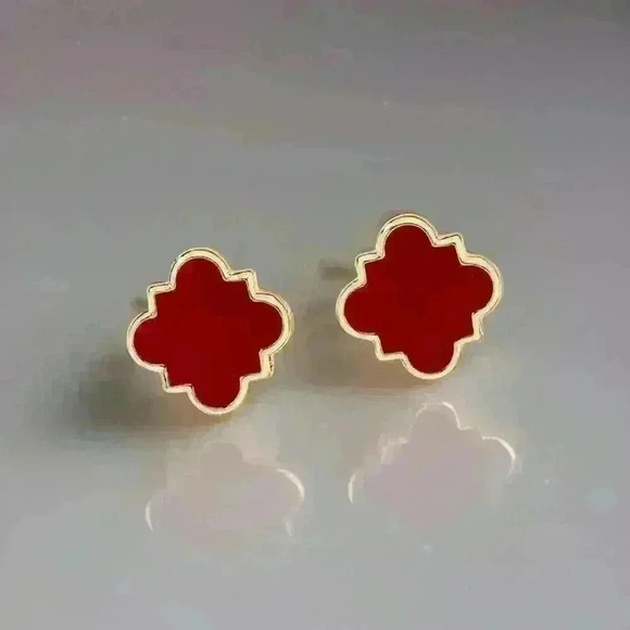 Chloe Clover Stud Earrings 18k Gold Plated Earrings in Red - Picture 1 of 6